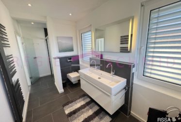 Villa individuelle au calme de 5 pièces à Mies
