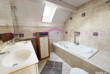 3 Bedrooms House, Semi-detached house