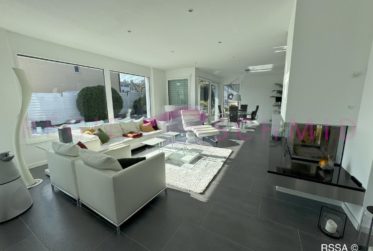 Villa individuelle au calme de 5 pièces à Mies