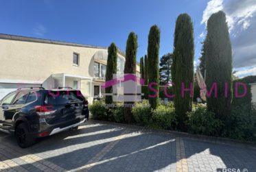 4 Bedrooms House, Semi-detached house