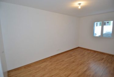3 Bedrooms Flat