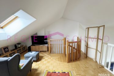 Appartement en attique de 6,5 pièces à Vernier