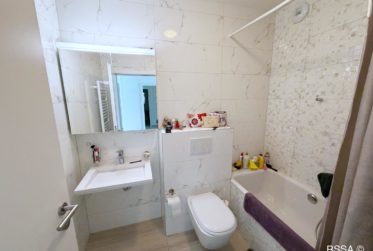 Appartement de standing au coeur de Nyon, au calm et a deux pas de la gare.