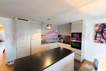 4.5 Rooms Flat, Flat with front and rear views