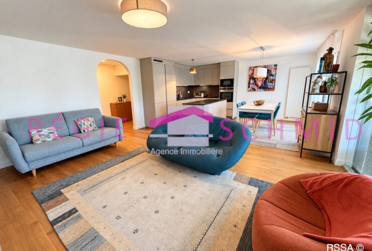 4.5 Rooms Flat, Flat with front and rear views