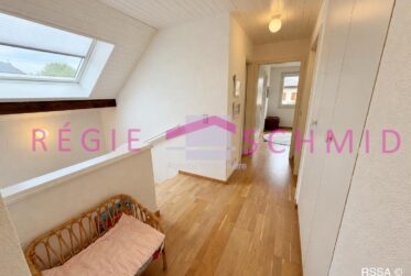 8 Rooms House, Villa
