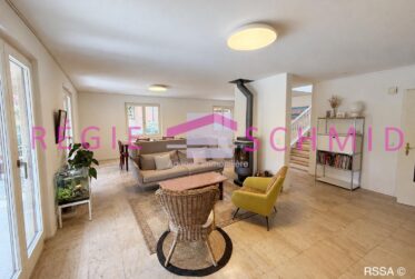 8 Rooms House, Villa