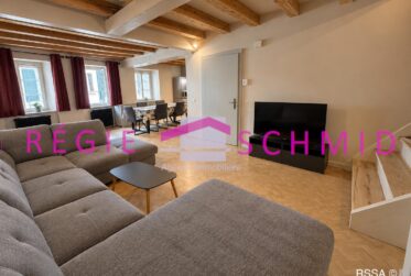3 Rooms Flat, Flat with front and rear views
